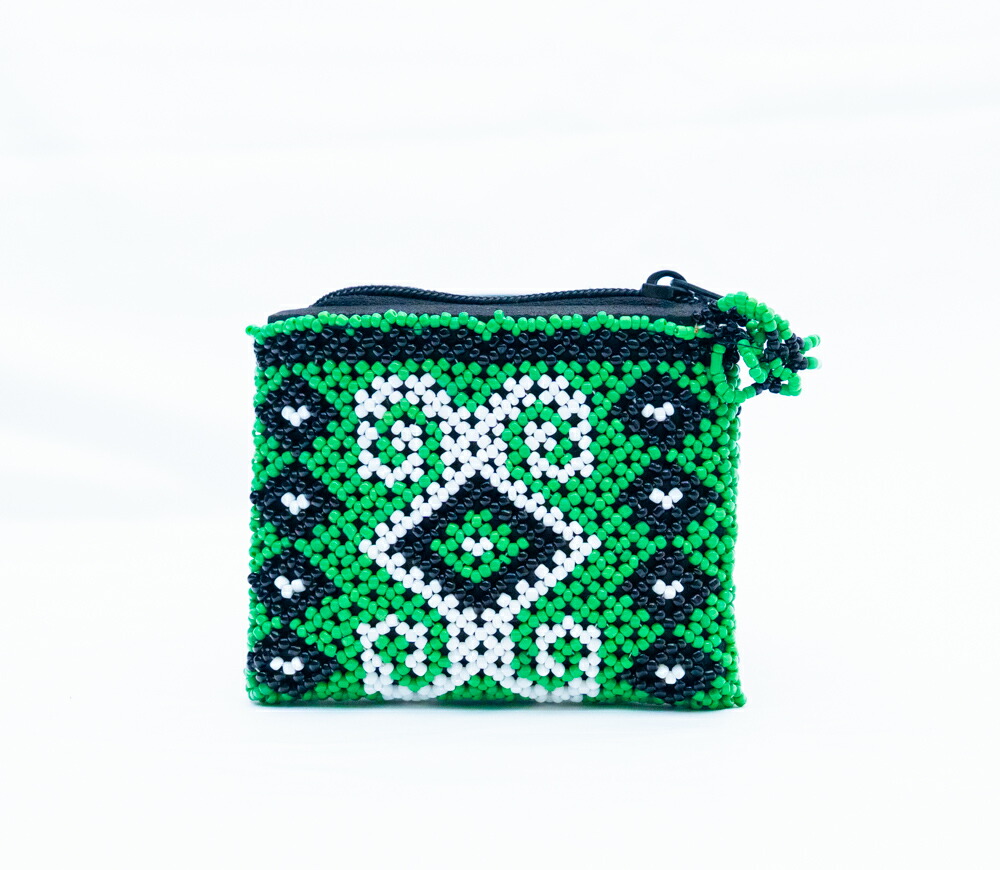 【伝統工芸】インドネシア ダヤック 総ビーズ ミニポーチ グリーン 緑 スクエア型 幾何学模様 エスニック アジアン雑貨 小物入れ コインケース アクセサリーケース ハンドメイド 一点もの ギフト 贈り物 芸術品